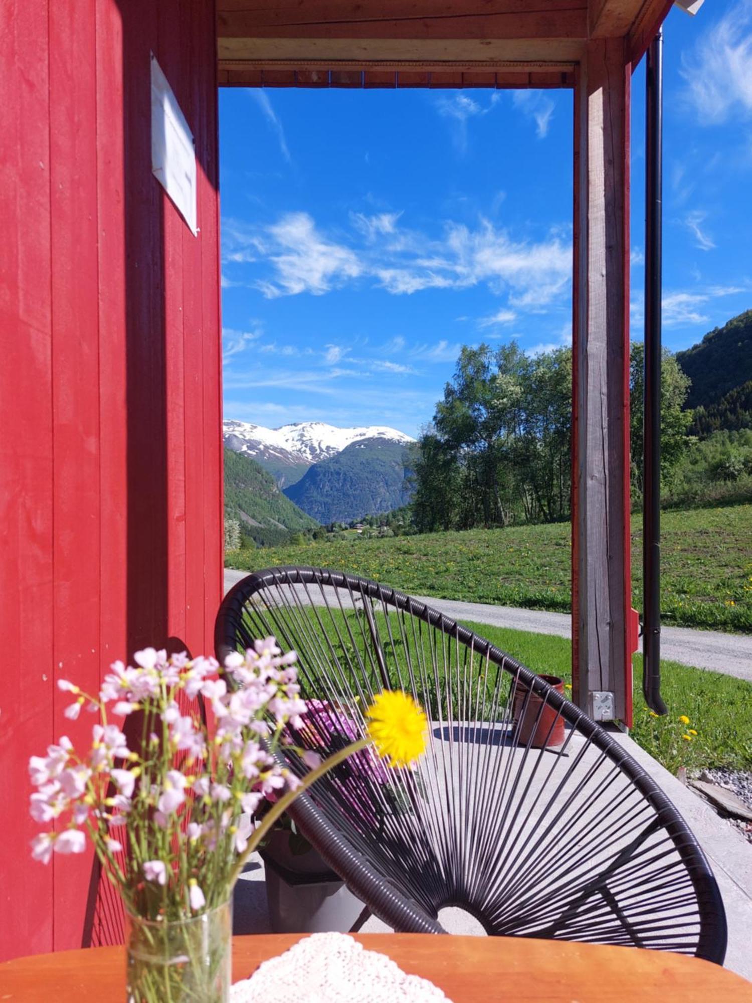 Eidsdal Camping Og Feriehus Exterior foto